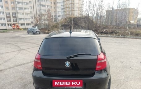 BMW 1 серия, 2009 год, 970 000 рублей, 12 фотография