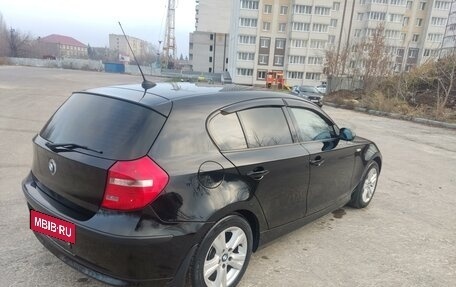 BMW 1 серия, 2009 год, 970 000 рублей, 10 фотография