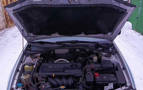 Toyota Avensis III рестайлинг, 2002 год, 465 000 рублей, 2 фотография