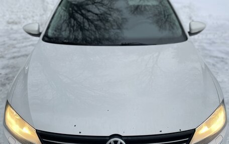 Volkswagen Jetta VI, 2014 год, 890 000 рублей, 2 фотография