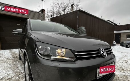 Volkswagen Touran III, 2012 год, 1 400 000 рублей, 2 фотография