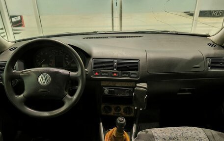 Volkswagen Golf IV, 2001 год, 399 000 рублей, 5 фотография
