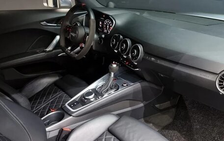 Audi TTS, 2016 год, 3 590 000 рублей, 6 фотография