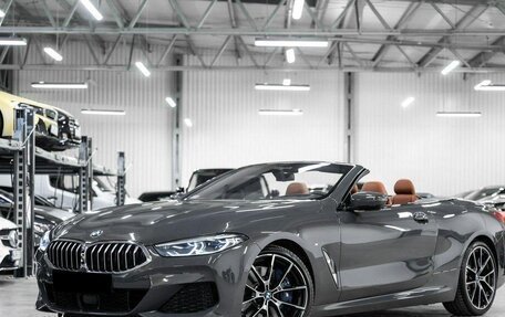 BMW 8 серия, 2020 год, 9 000 000 рублей, 2 фотография
