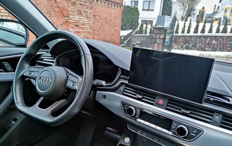 Audi A4, 2020 год, 2 500 000 рублей, 30 фотография