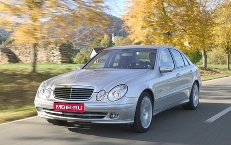 Mercedes-Benz E-Класс, 2004 год, 1 215 000 рублей, 1 фотография