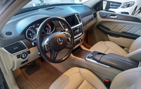 Mercedes-Benz GL-Класс, 2015 год, 5 100 000 рублей, 10 фотография