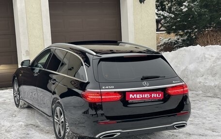 Mercedes-Benz E-Класс, 2019 год, 3 850 000 рублей, 8 фотография