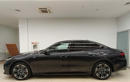 BMW 5 серия, 2023 год, 9 600 000 рублей, 8 фотография