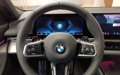 BMW 5 серия, 2023 год, 9 600 000 рублей, 14 фотография
