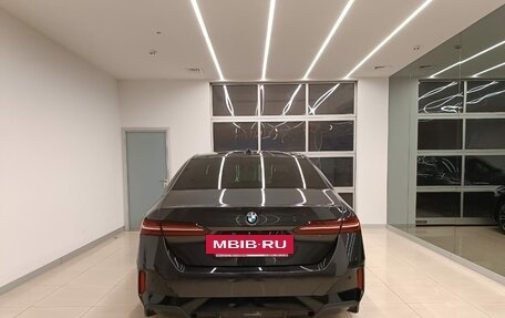 BMW 5 серия, 2023 год, 9 600 000 рублей, 6 фотография