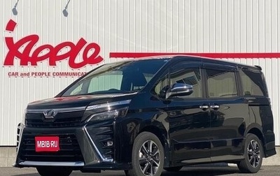 Toyota Voxy III, 2019 год, 2 300 000 рублей, 1 фотография