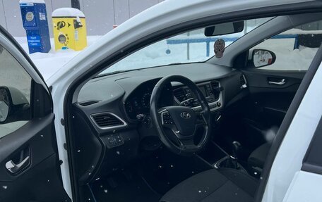 Hyundai Solaris II рестайлинг, 2018 год, 1 380 000 рублей, 7 фотография