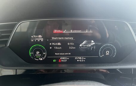 Audi e-tron I, 2019 год, 5 100 000 рублей, 12 фотография