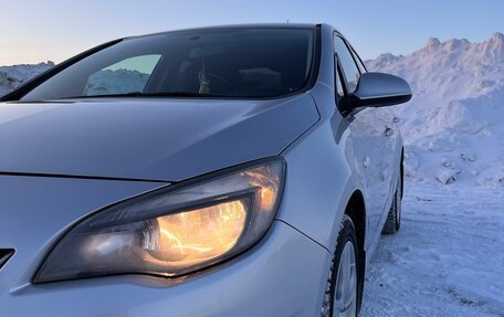 Opel Astra J, 2012 год, 990 000 рублей, 10 фотография