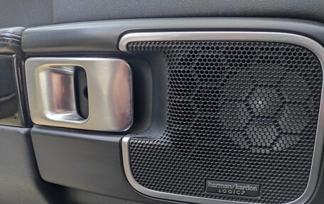 Land Rover Range Rover III, 2010 год, 2 000 000 рублей, 15 фотография