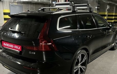 Volvo V60 II, 2018 год, 2 700 000 рублей, 6 фотография