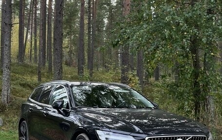 Volvo V60 II, 2018 год, 2 700 000 рублей, 3 фотография