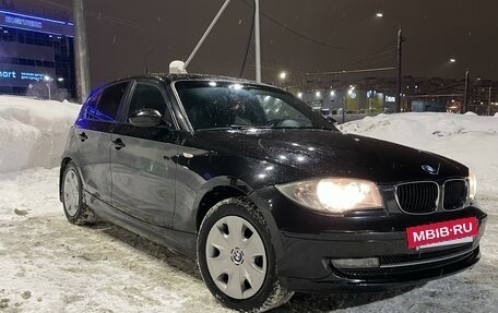 BMW 1 серия, 2008 год, 740 000 рублей, 3 фотография