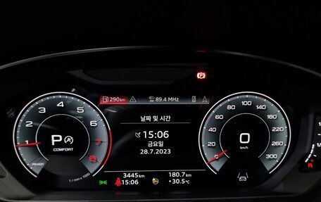 Audi A8, 2021 год, 6 140 000 рублей, 9 фотография
