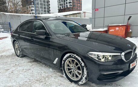 BMW 5 серия, 2018 год, 2 700 000 рублей, 10 фотография