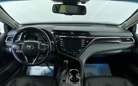 Toyota Camry, 2018 год, 3 100 000 рублей, 11 фотография