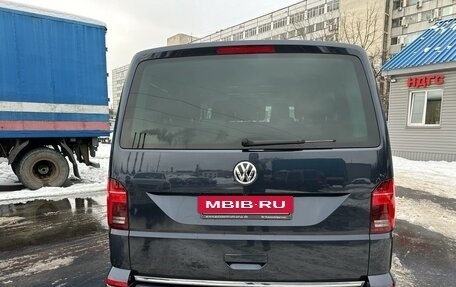 Volkswagen Multivan T6 рестайлинг, 2020 год, 6 250 000 рублей, 7 фотография