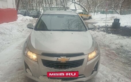 Chevrolet Cruze II, 2013 год, 1 100 000 рублей, 2 фотография