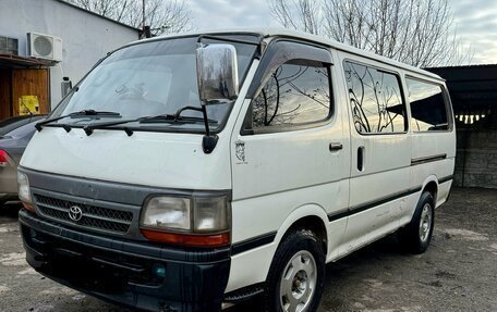 Toyota HiAce H100, 1999 год, 400 000 рублей, 5 фотография
