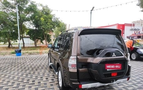 Mitsubishi Pajero IV, 2017 год, 3 600 000 рублей, 2 фотография