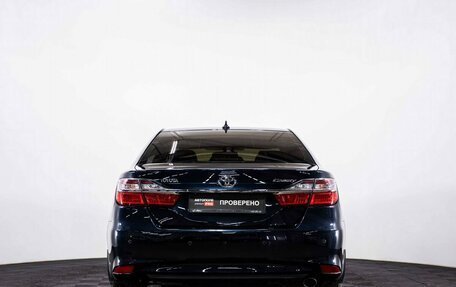 Toyota Camry, 2017 год, 2 294 000 рублей, 5 фотография