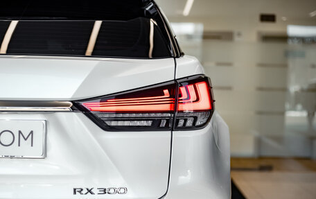 Lexus RX IV рестайлинг, 2020 год, 6 590 000 рублей, 11 фотография