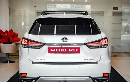 Lexus RX IV рестайлинг, 2020 год, 6 590 000 рублей, 5 фотография