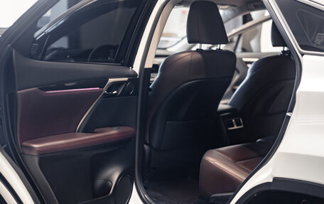 Lexus RX IV рестайлинг, 2020 год, 6 590 000 рублей, 28 фотография