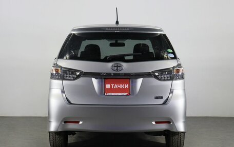 Toyota Wish II, 2013 год, 1 678 000 рублей, 4 фотография