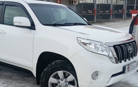 Toyota Land Cruiser Prado 150 рестайлинг 2, 2014 год, 3 800 000 рублей, 6 фотография