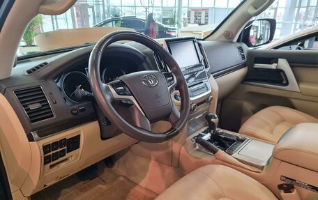 Toyota Land Cruiser 200, 2019 год, 8 500 000 рублей, 23 фотография