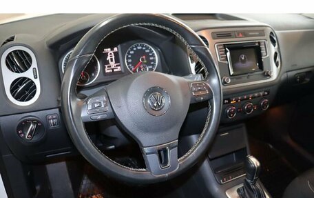 Volkswagen Tiguan I, 2016 год, 1 999 000 рублей, 8 фотография