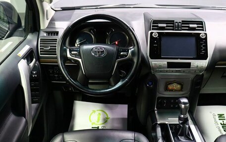 Toyota Land Cruiser Prado 150 рестайлинг 2, 2019 год, 5 595 000 рублей, 11 фотография