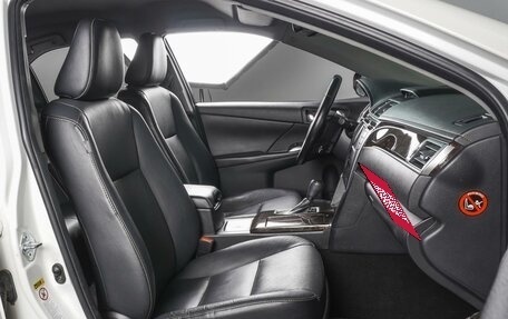 Toyota Camry, 2016 год, 2 399 000 рублей, 8 фотография