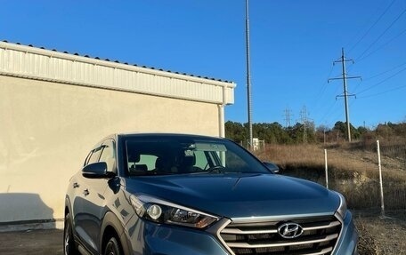 Hyundai Tucson III, 2016 год, 2 000 000 рублей, 1 фотография
