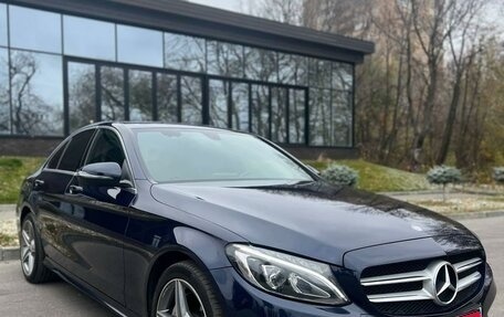 Mercedes-Benz C-Класс, 2017 год, 2 850 000 рублей, 10 фотография