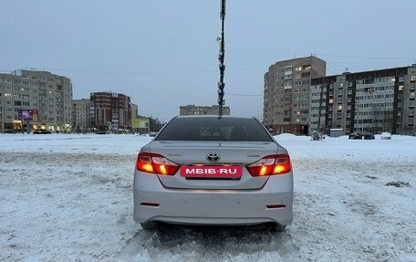 Toyota Camry, 2012 год, 1 730 000 рублей, 8 фотография