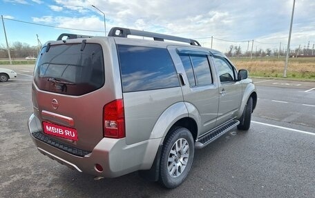 Nissan Pathfinder, 2012 год, 1 800 000 рублей, 2 фотография