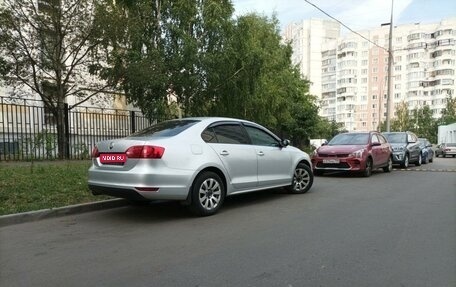 Volkswagen Jetta VI, 2013 год, 895 000 рублей, 1 фотография
