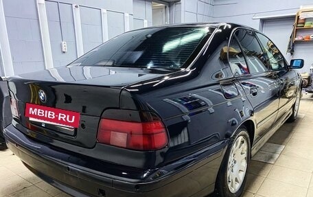 BMW 5 серия, 1998 год, 550 000 рублей, 17 фотография