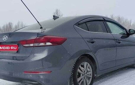 Hyundai Elantra VI рестайлинг, 2018 год, 2 100 000 рублей, 4 фотография