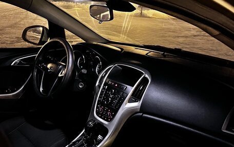 Opel Astra J, 2011 год, 755 000 рублей, 6 фотография