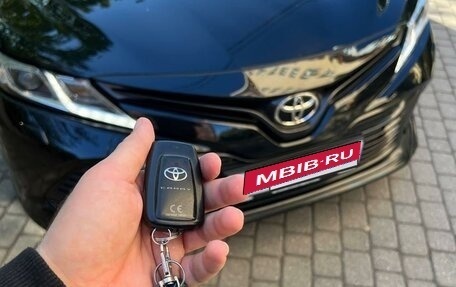 Toyota Camry, 2018 год, 2 399 999 рублей, 23 фотография