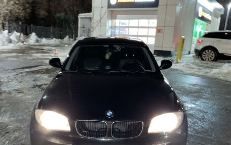 BMW 1 серия, 2010 год, 1 000 000 рублей, 3 фотография